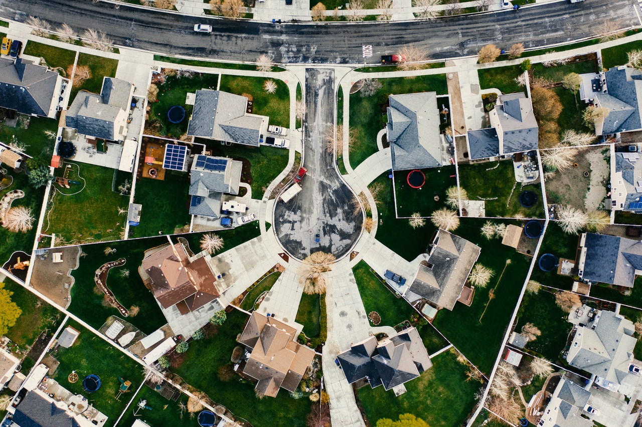 top down view of neighborhood with cul de sac