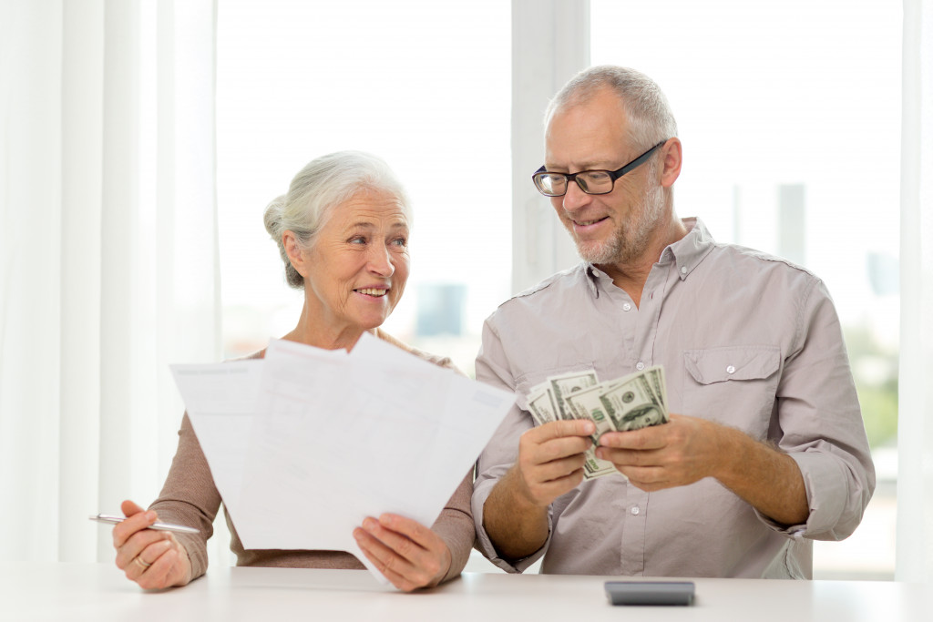 couple with cash and funds