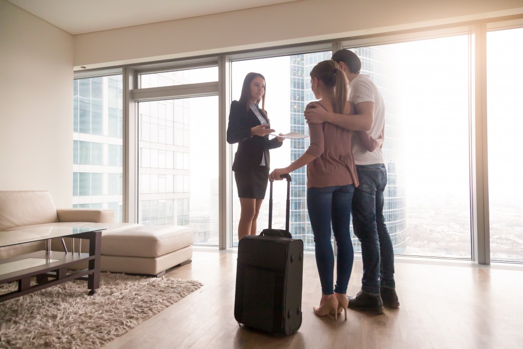 couple getting a new place